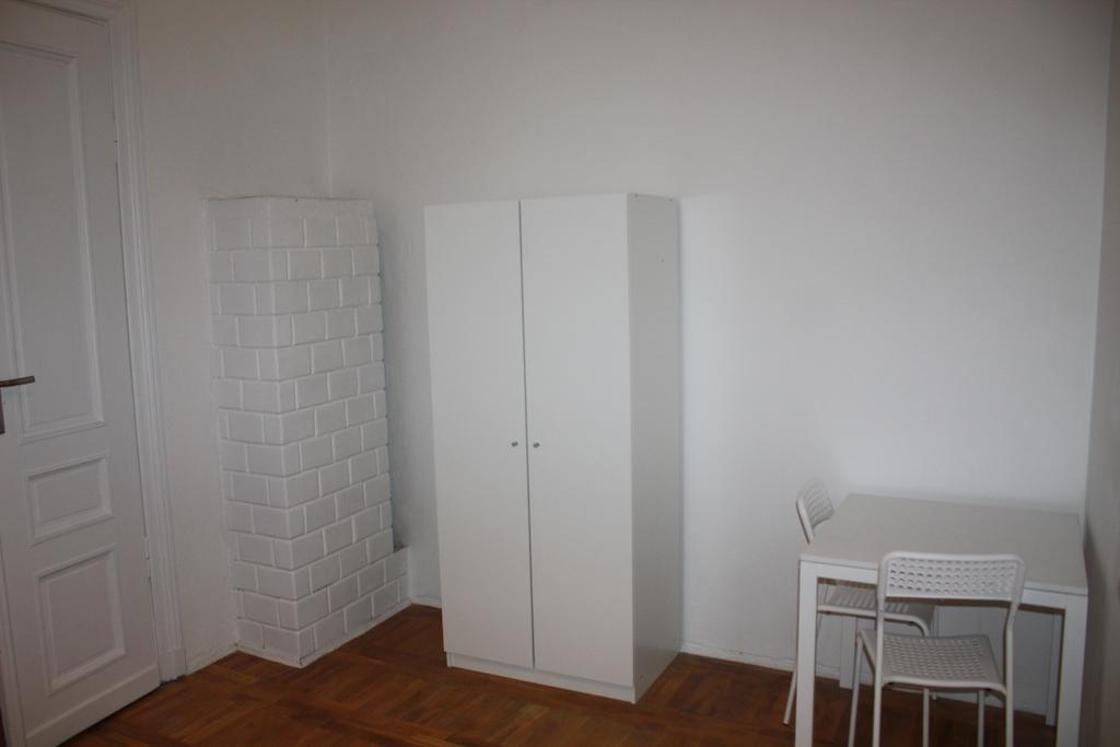 Metro Centrum Guest Rooms Varsavia Esterno foto